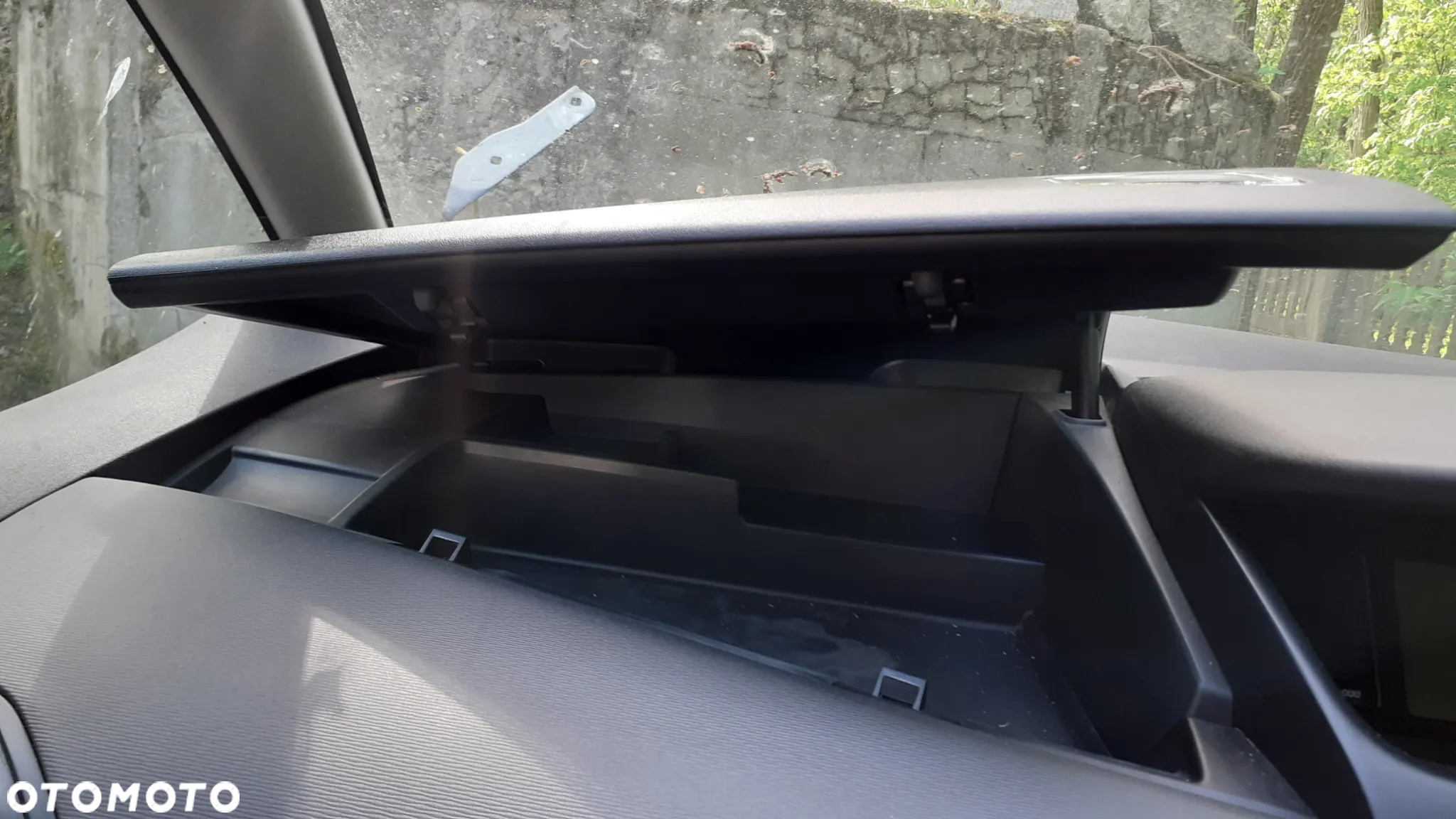 Cena za parę Citroen C4 Picasso Grand Picasso Schowek górny pokrywa Klapa Lewa Prawa Komplet Bez wypaczeń od słońca - 3