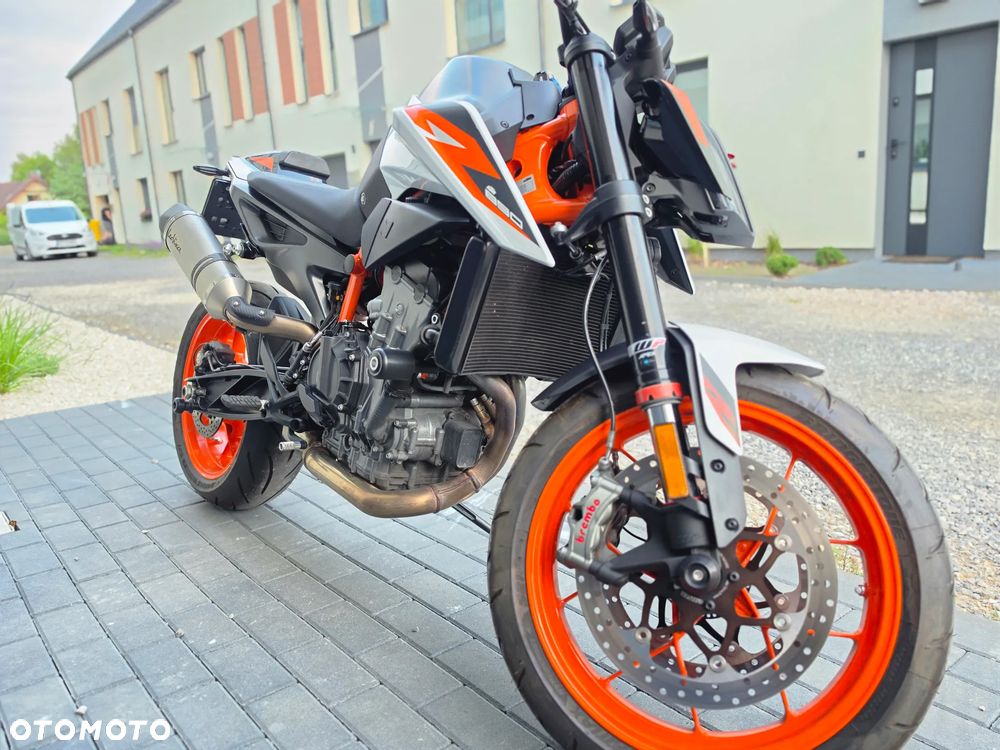 KTM DUKE 890 - 8