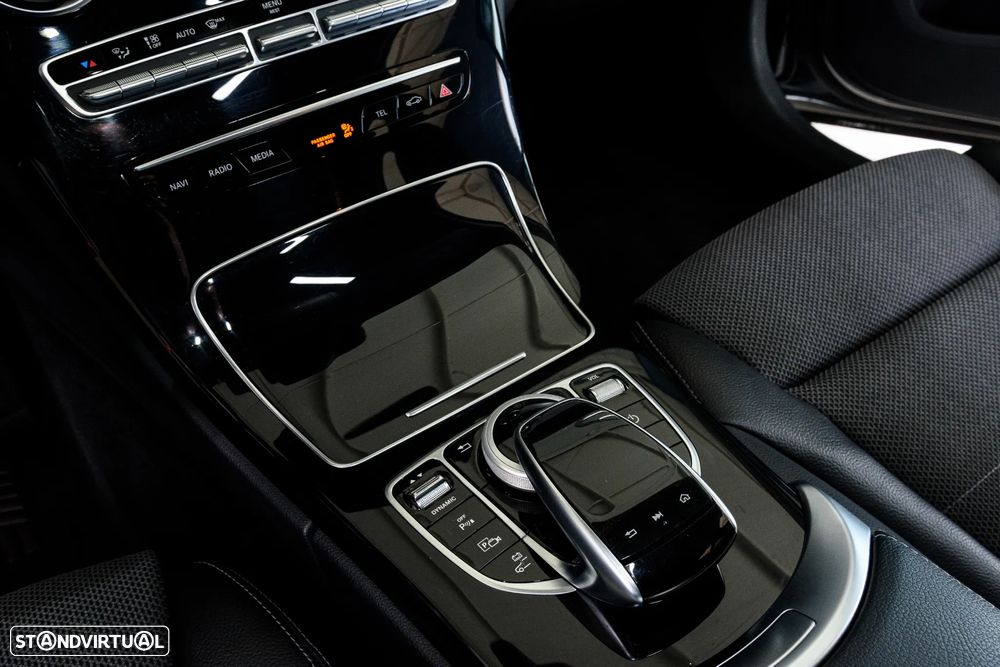 Mercedes-Benz C 300 - 31