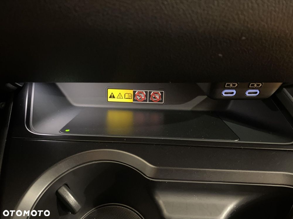 Lexus UX 250h GPF F Sport Design 2WD - 17