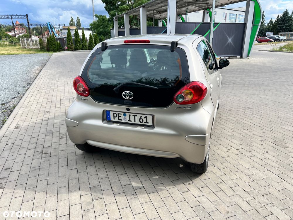 Toyota Aygo ckIN2U - 12