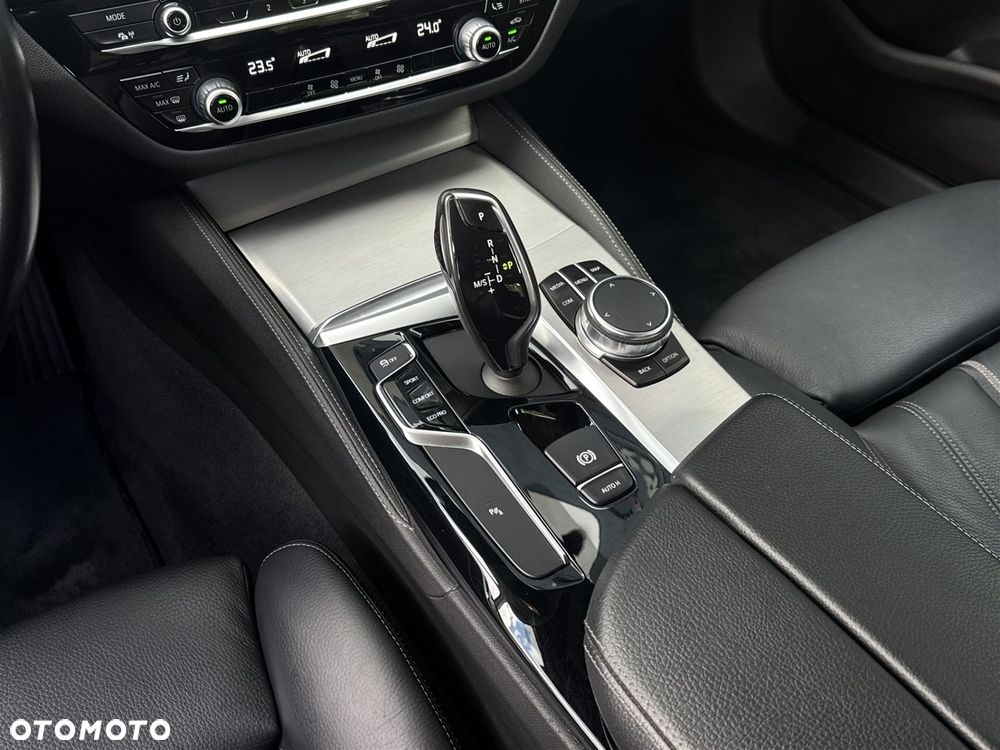 BMW Seria 5 - 17