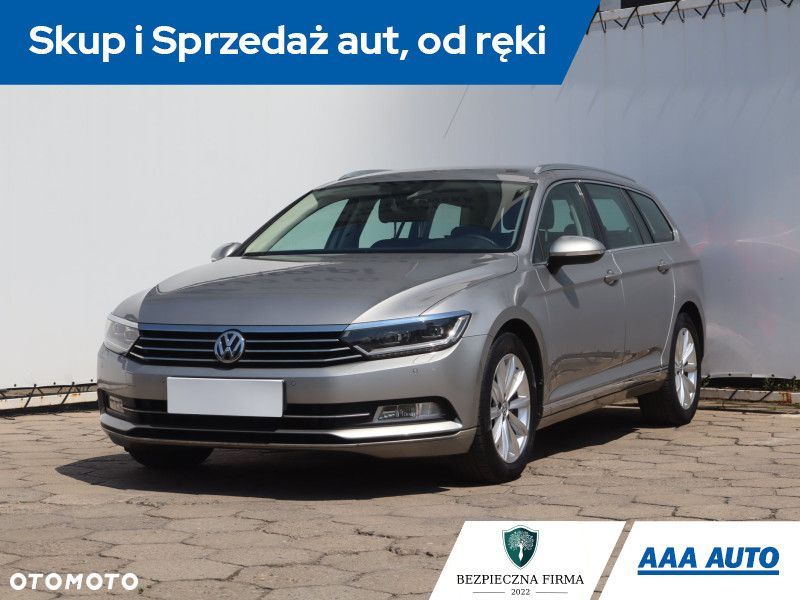 Volkswagen Passat Variant - 3