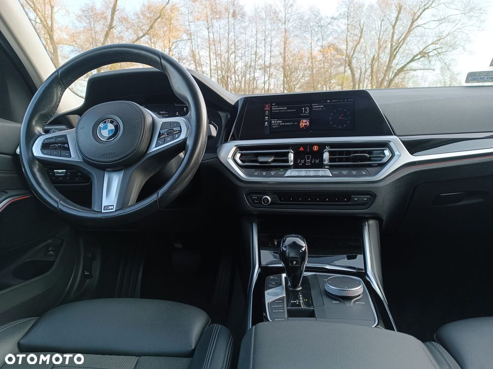 BMW Seria 3 318i Sport Line - 24