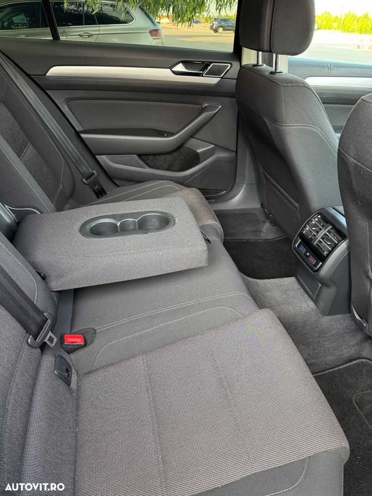 Volkswagen Passat 1.6 TDI (BlueMotion Technology) DSG Comfortline - 16