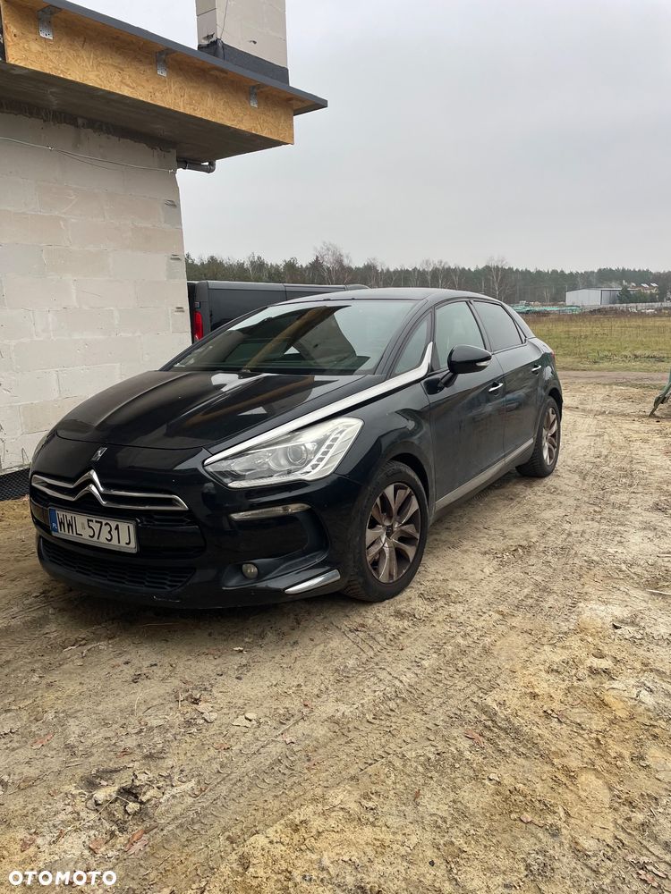 Citroën DS5 1.6 THP SoChic - 4