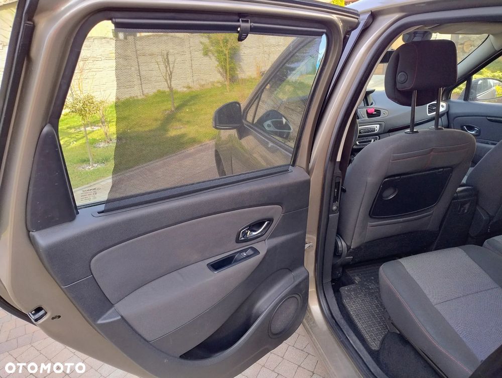 Renault Scenic - 12