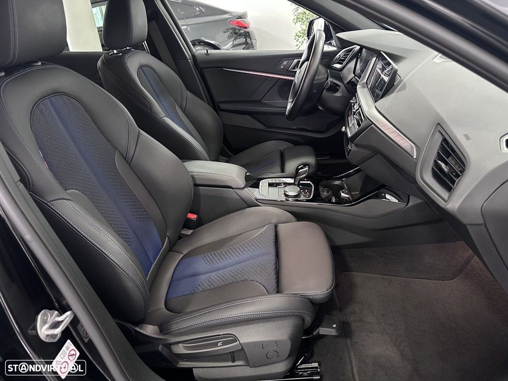 BMW 118 i Pack Desportivo M Auto - 15