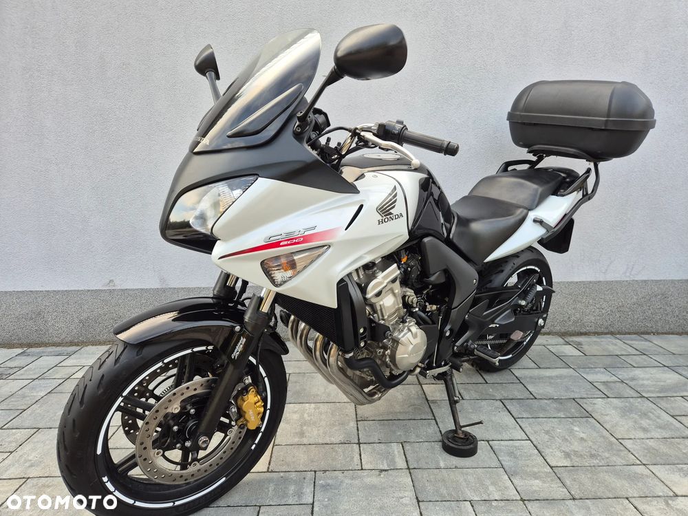 Honda CBF - 2