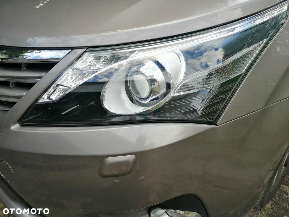 Toyota Avensis 1.8 Prestige - 28