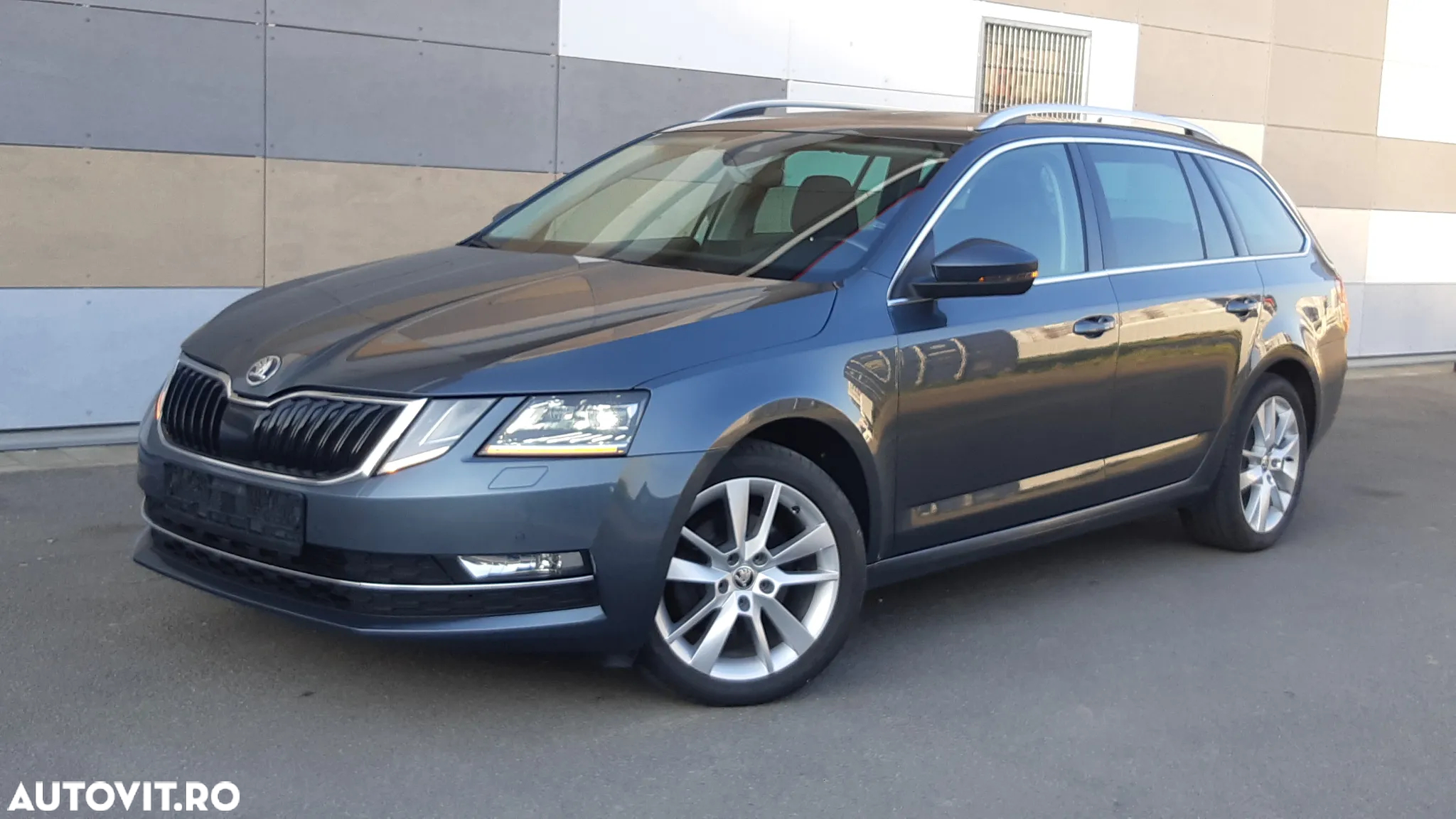 Skoda Octavia 2.0 TDI (Green tec) DSG Style - 23