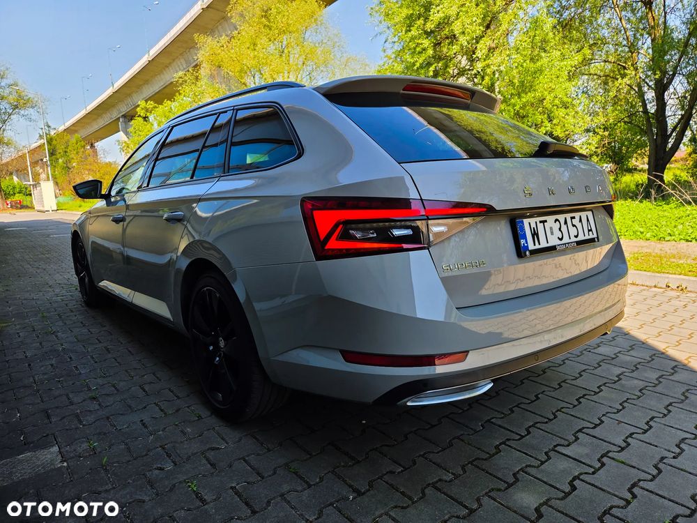 Skoda Superb 2.0 TDI SCR Sportline DSG - 27