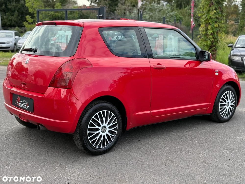 Suzuki Swift 1.3 DDiS 16v GLX - 11