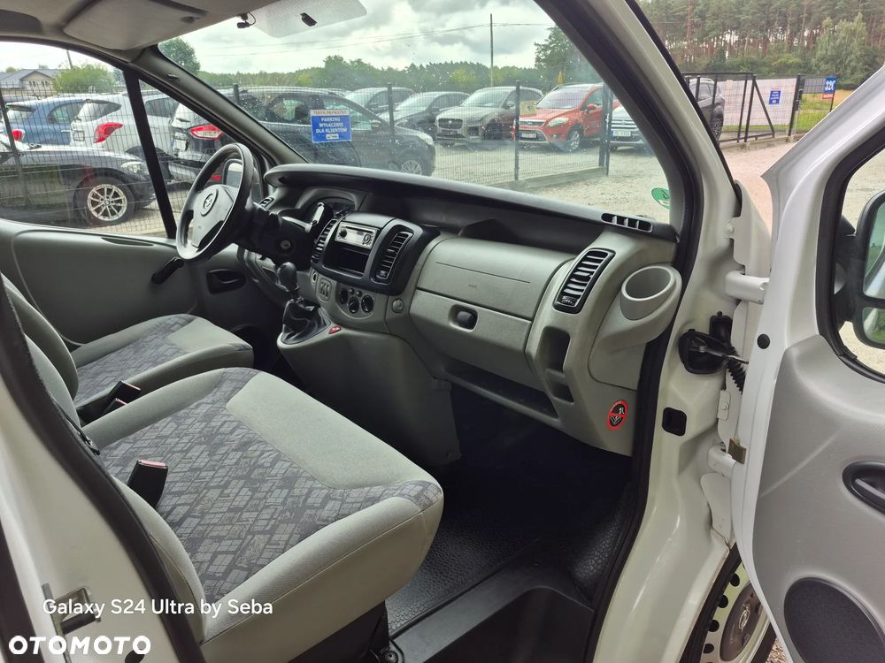 Opel Vivaro - 21