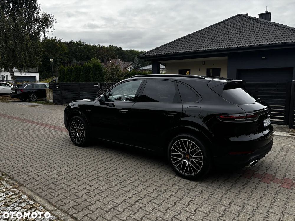Porsche Cayenne - 9
