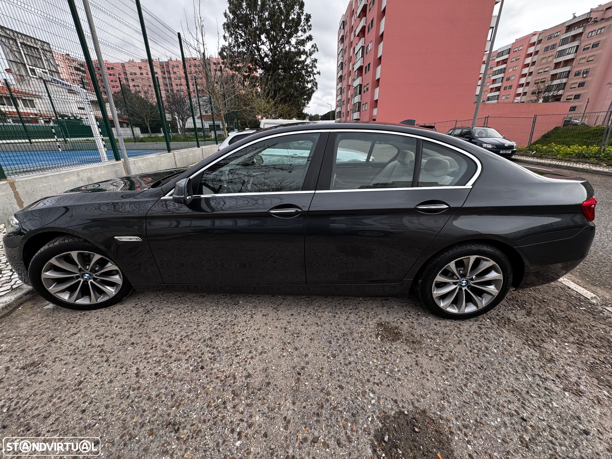 BMW 520 d Line Luxury Auto - 9