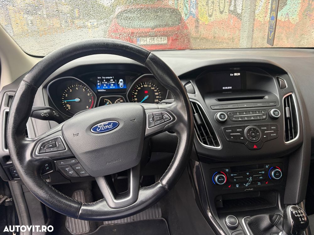 Ford Focus - 5