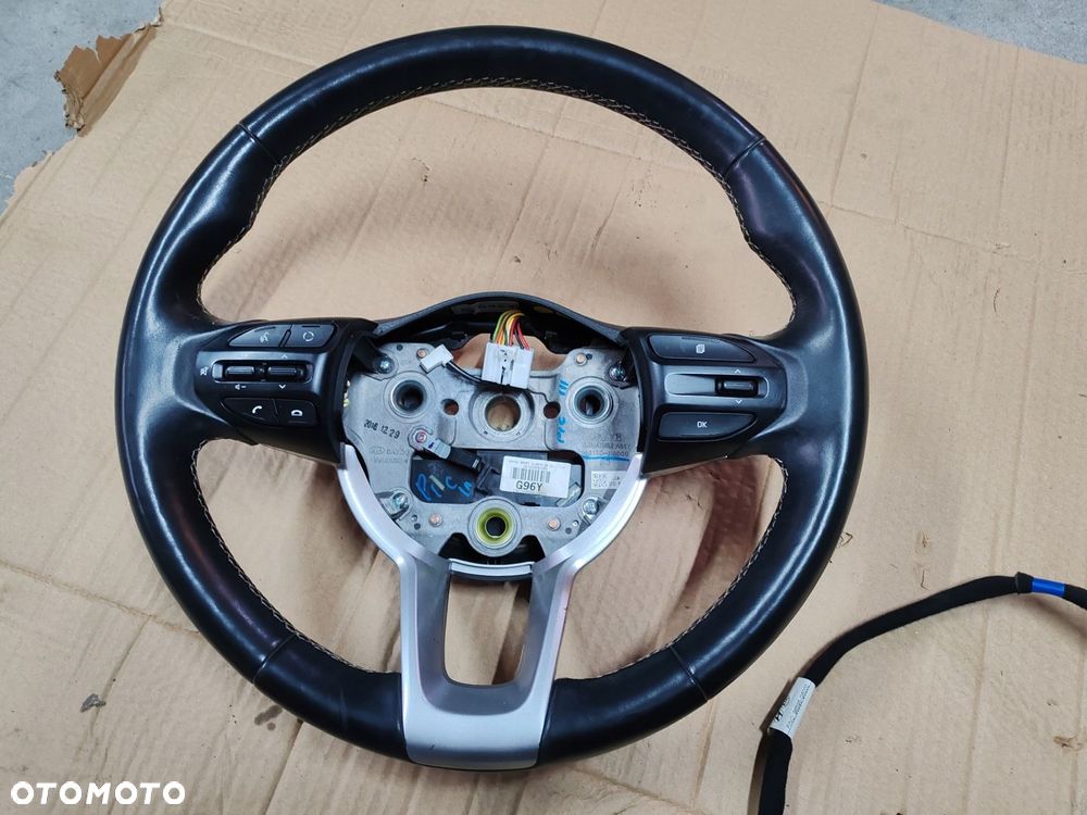 Kierownica skórzana grzana ładny stan 56130-h8000 KIA Picanto III 17- - 14