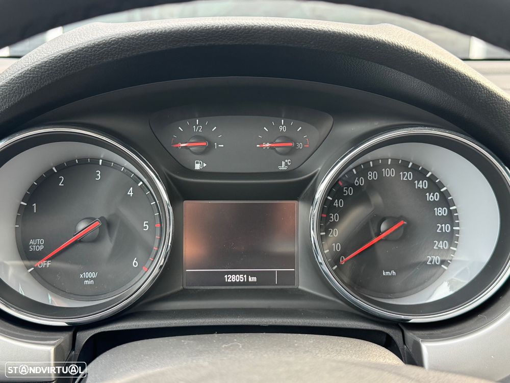 Opel Astra 1.5 D GS Line S/S - 18