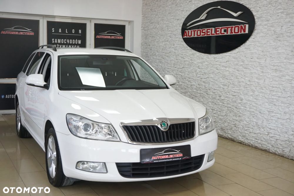 Skoda Octavia 1.6 TDI DPF Ambiente - 1