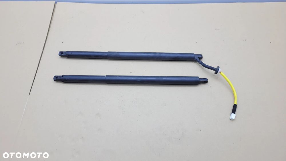 MAZDA CX-60 CX60 SIŁOWNIK KLAPY BAGAŻNIKA ELEKTRYCZNY PRAWY LEWY KBB4626EX - 1