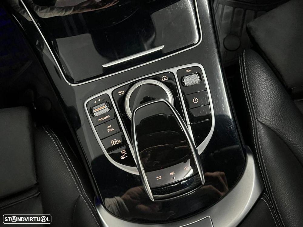 Mercedes-Benz C 300 de AMG Line - 15