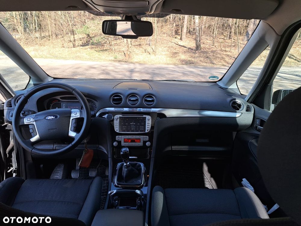 Ford Galaxy 2.2 TDCi DPF Titanium - 6