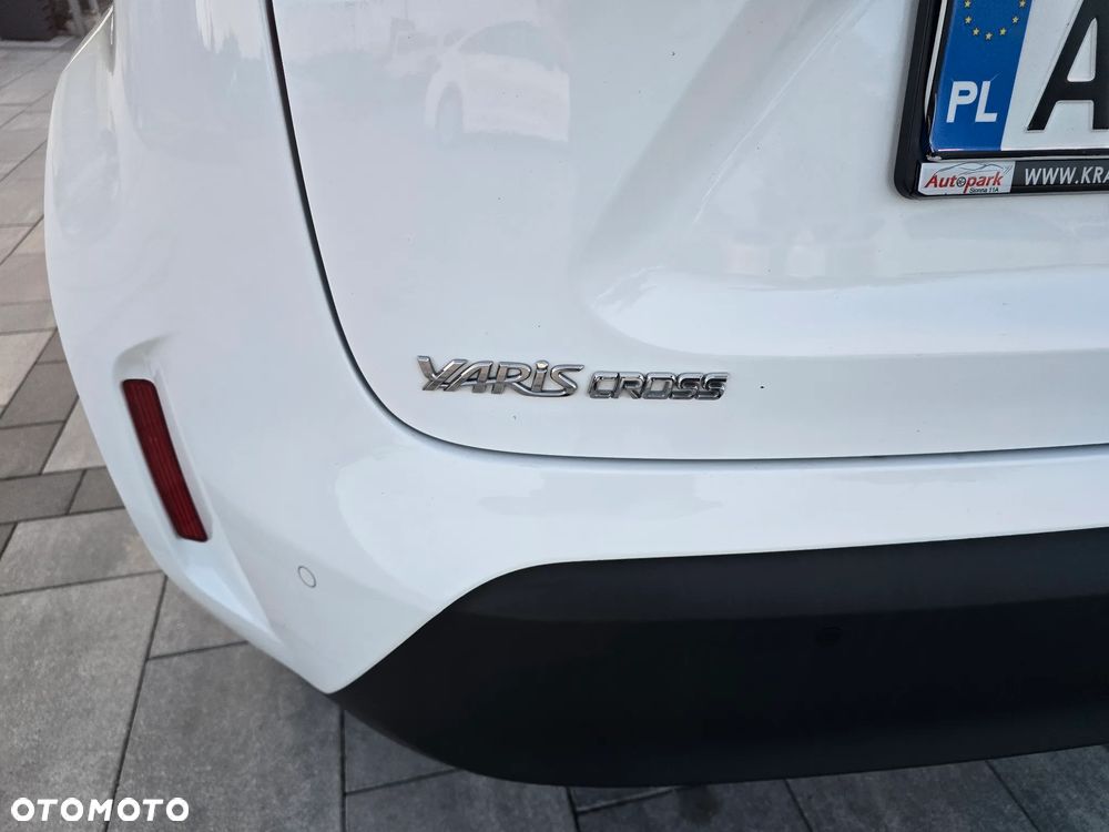 Toyota Yaris Cross Hybrid 1.5 Comfort 4x4 - 22