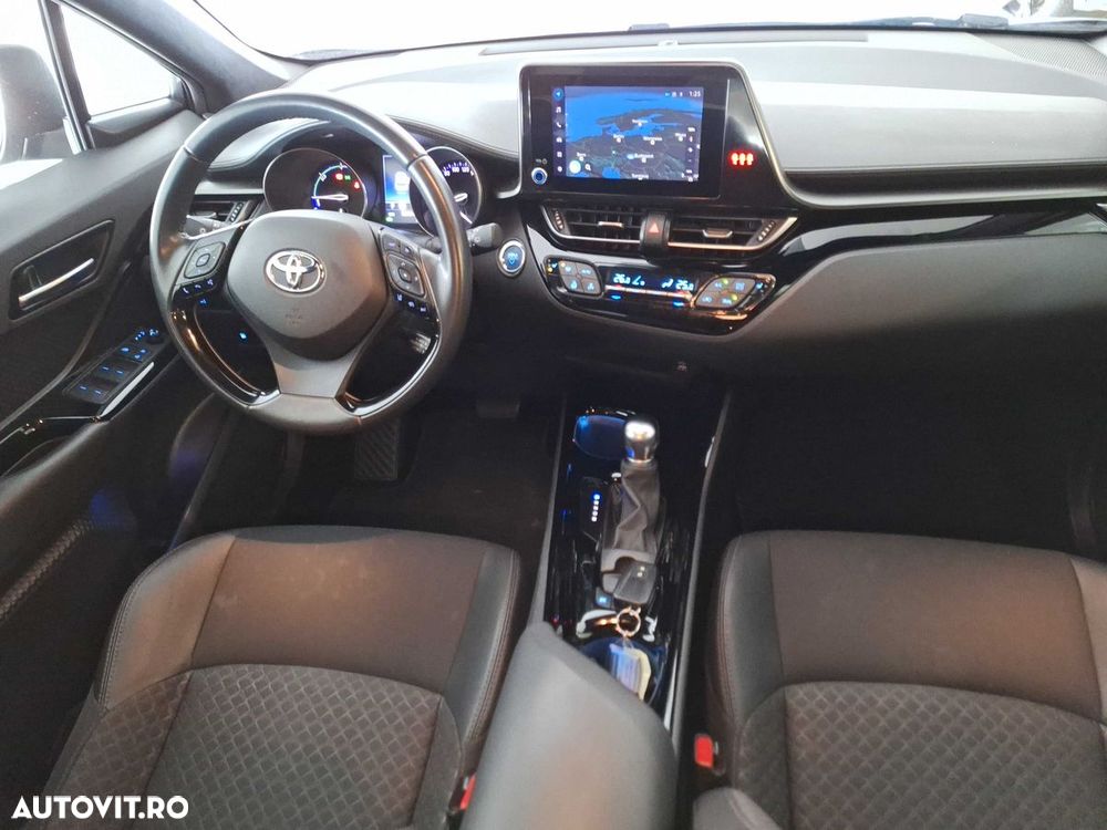 Toyota C-HR Hybrid Club - 3