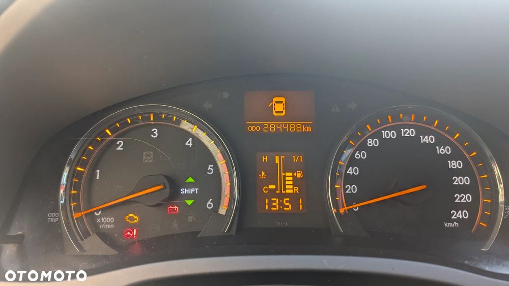 Toyota Avensis 2.0 D-4D Sol Premium - 12