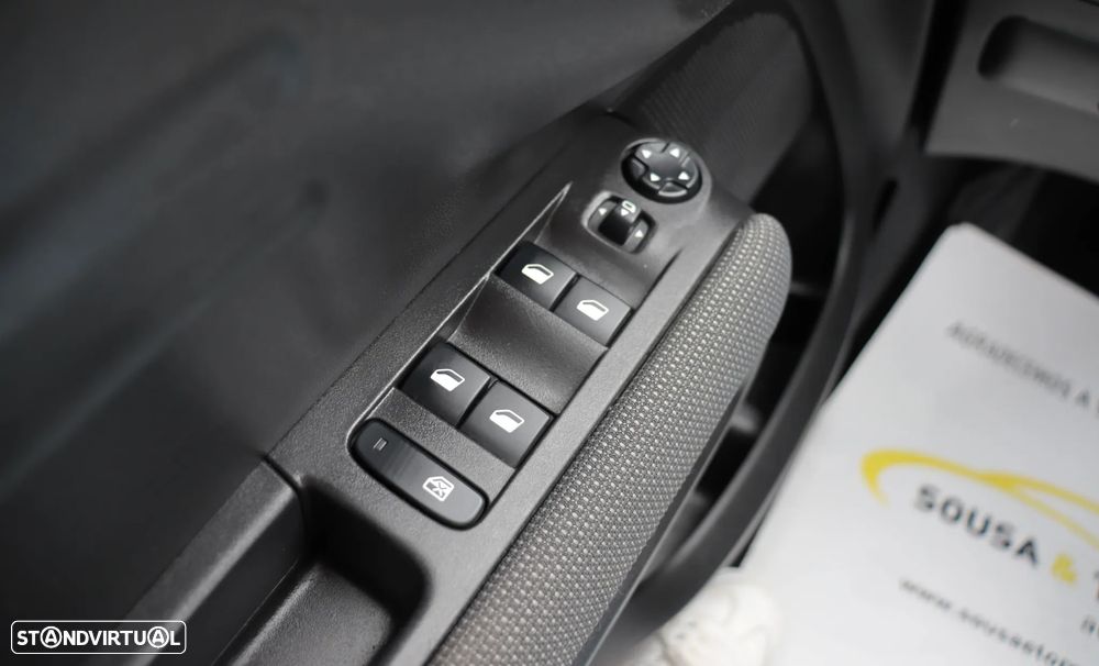 Citroën C3 Aircross 1.2 PureTech Shine EAT6 - 31