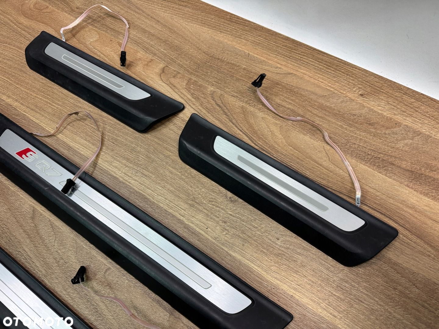 LISTWY PROGOWE LED AUDI SQ7 Q7 4M S-LINE PODŚWIETLANE 4M0947405B 4M0947406B - 6
