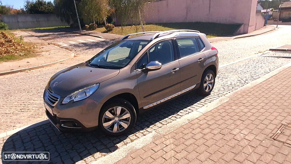 Peugeot 2008 PureTech 110 Stop&Start Allure - 4