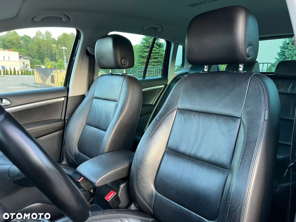 Volkswagen Tiguan 2.0 TDI DPF 4Motion BlueMotion Technology DSG Exclusive - 20