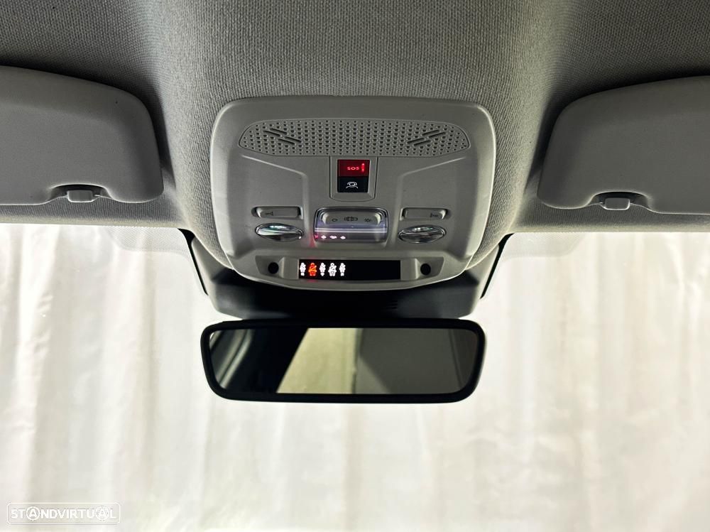 Citroën C4 PureTech 130 Stop&Start EAT8 PLUS - 19
