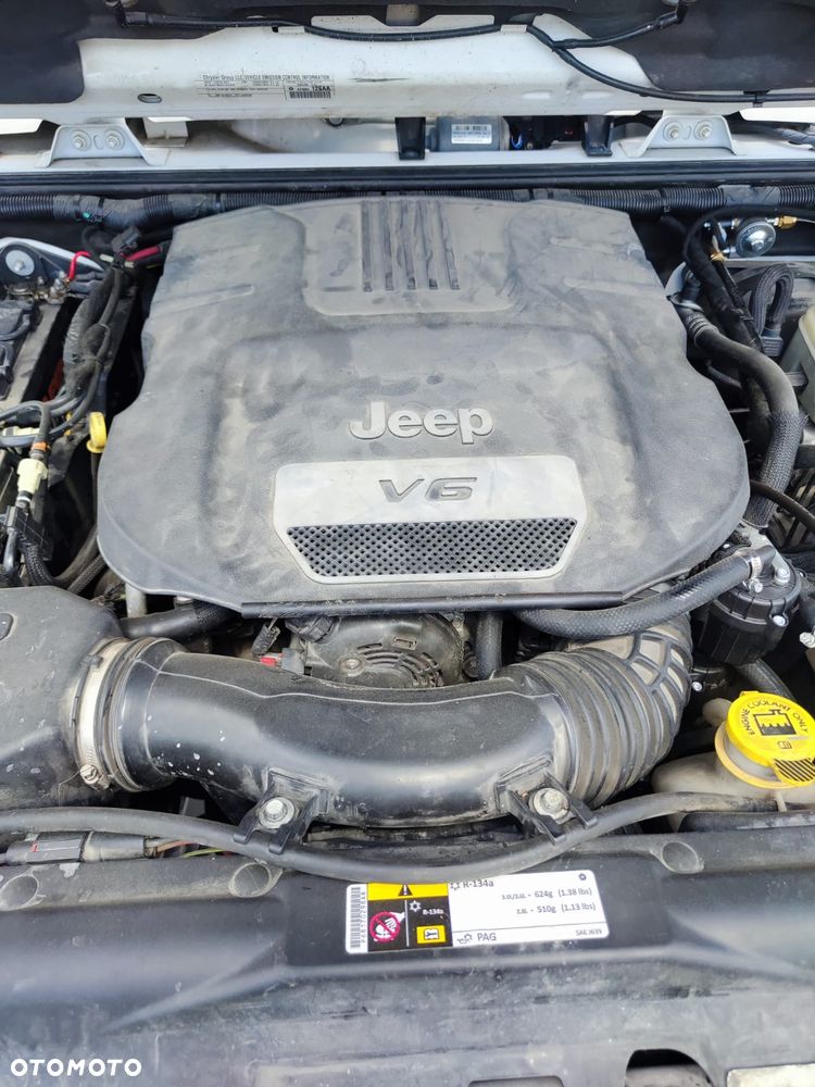 Jeep Wrangler 3.6 Unlim Rubicon - 14