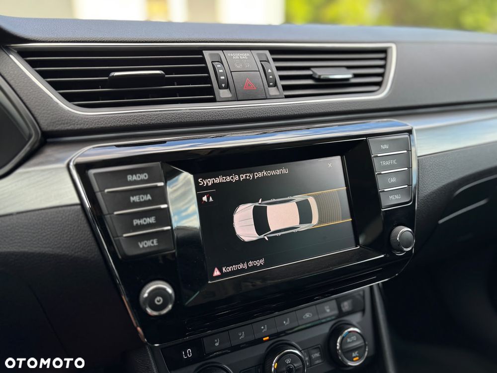Skoda Superb 2.0 TDI Style - 36
