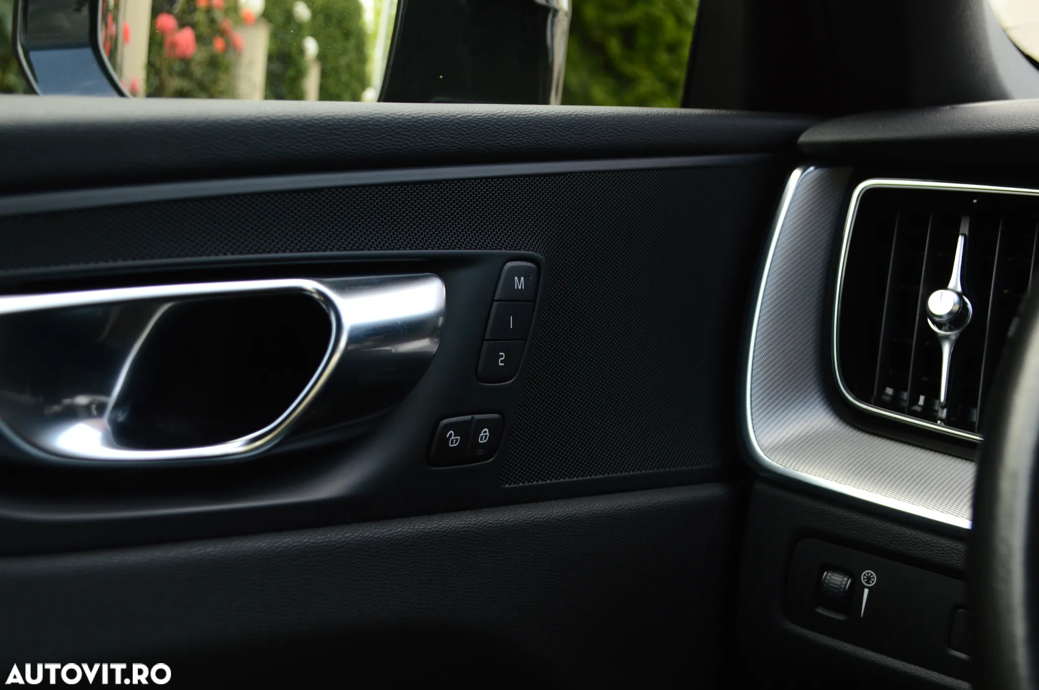 Volvo XC 60 B4 D AWD Geartronic RDesign - 31