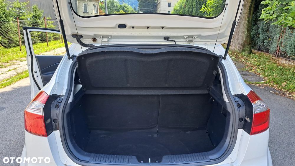 Kia Rio 1.2 L - 20