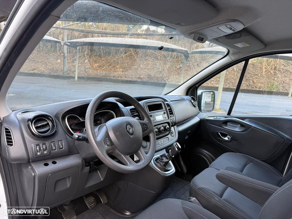 Renault Trafic 2.0 dCi L2H1 1.2T - 8