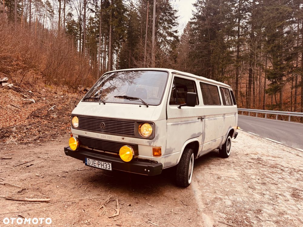 Volkswagen Transporter - 2