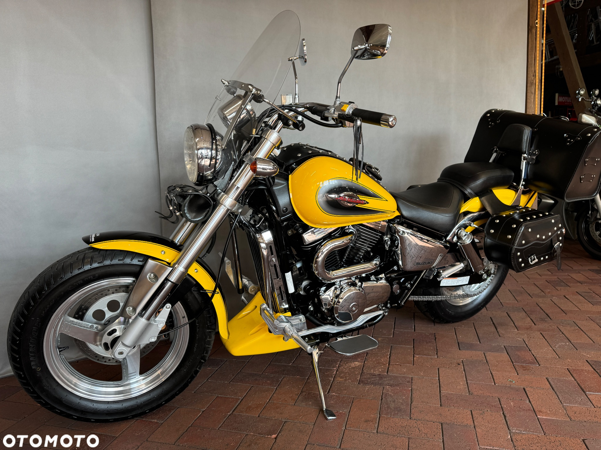 Suzuki Marauder - 3