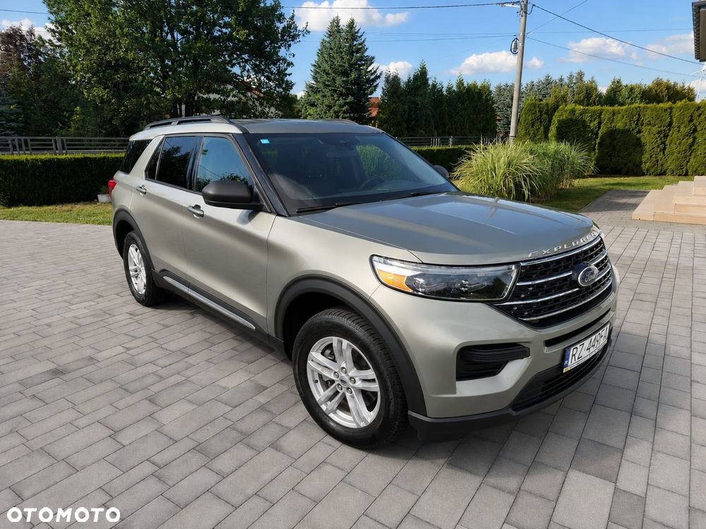 Ford Explorer - 1