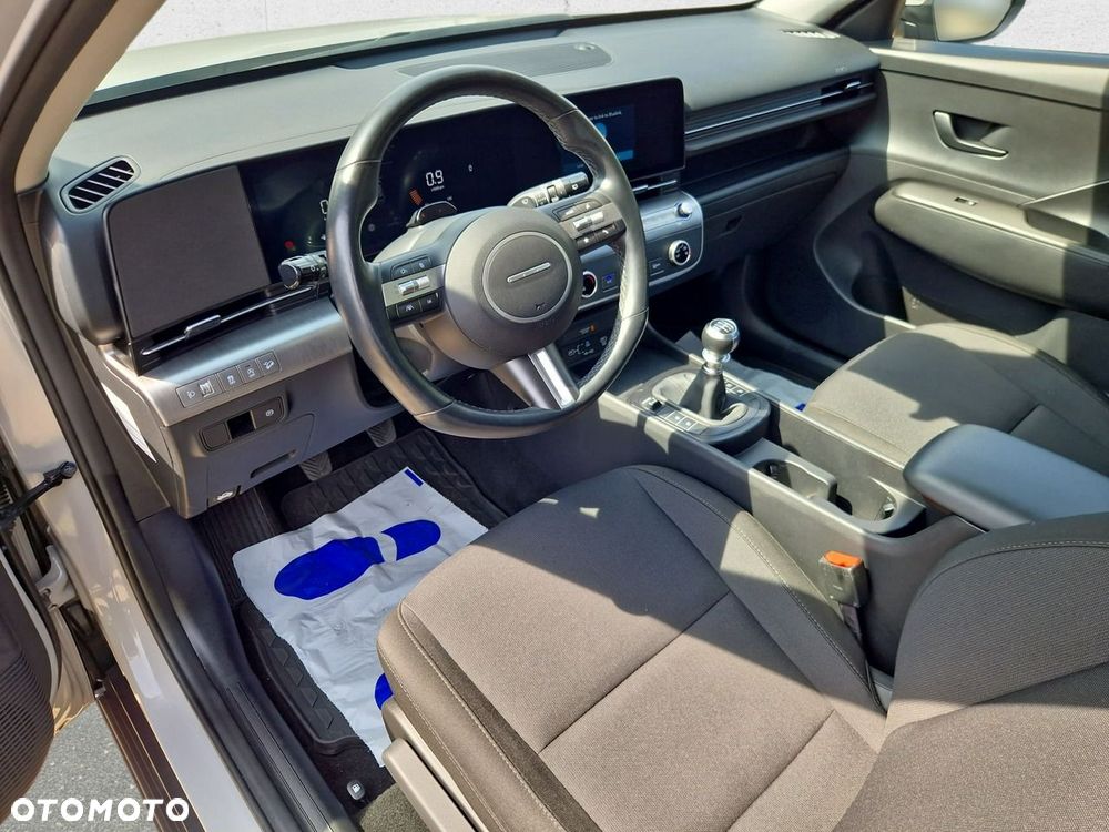 Hyundai Kona - 12