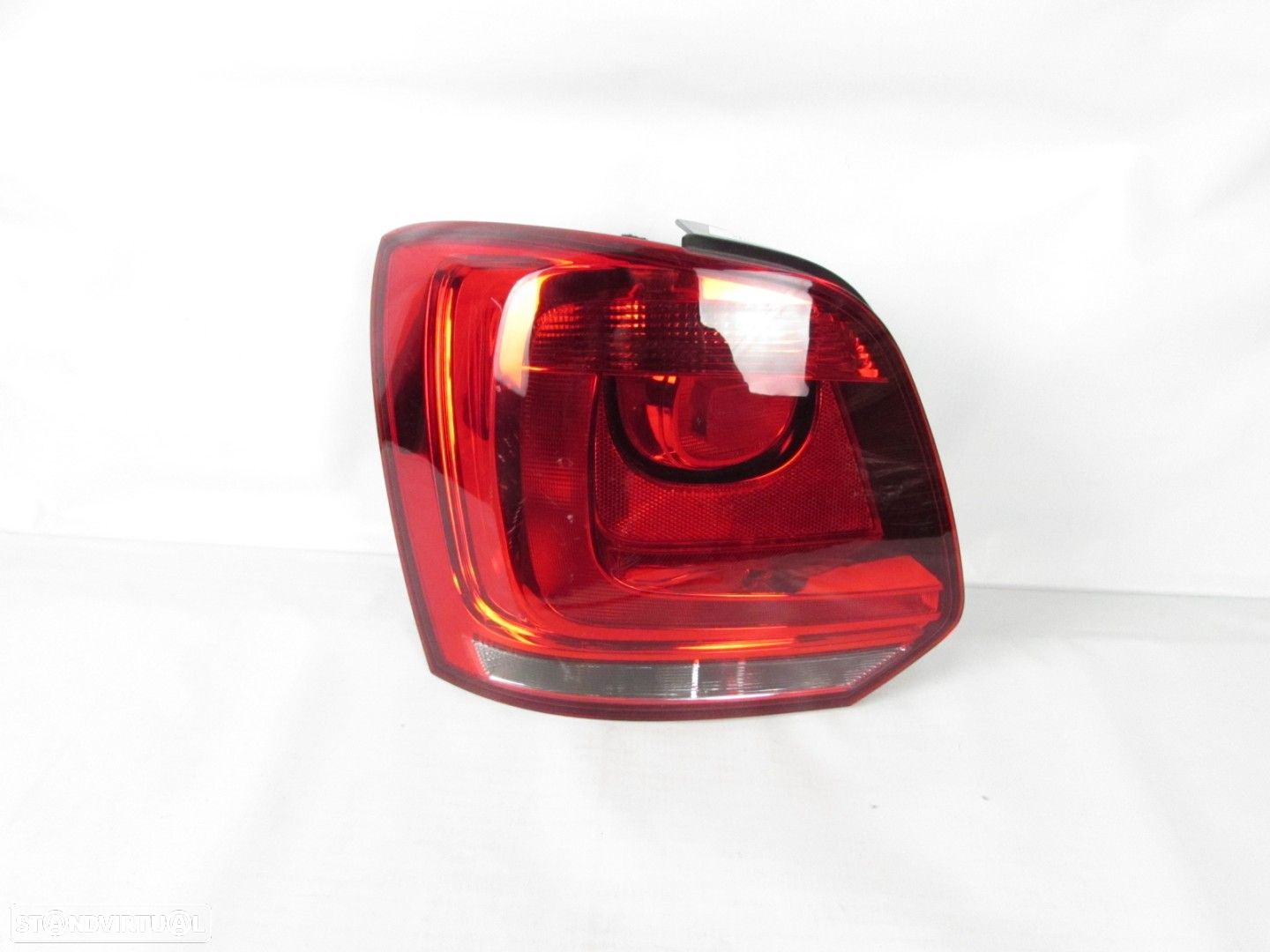 Farolim Esquerdo/Trás Seminovo/ Original VW POLO (6R1, 6C1) 6R0945095AH - 2