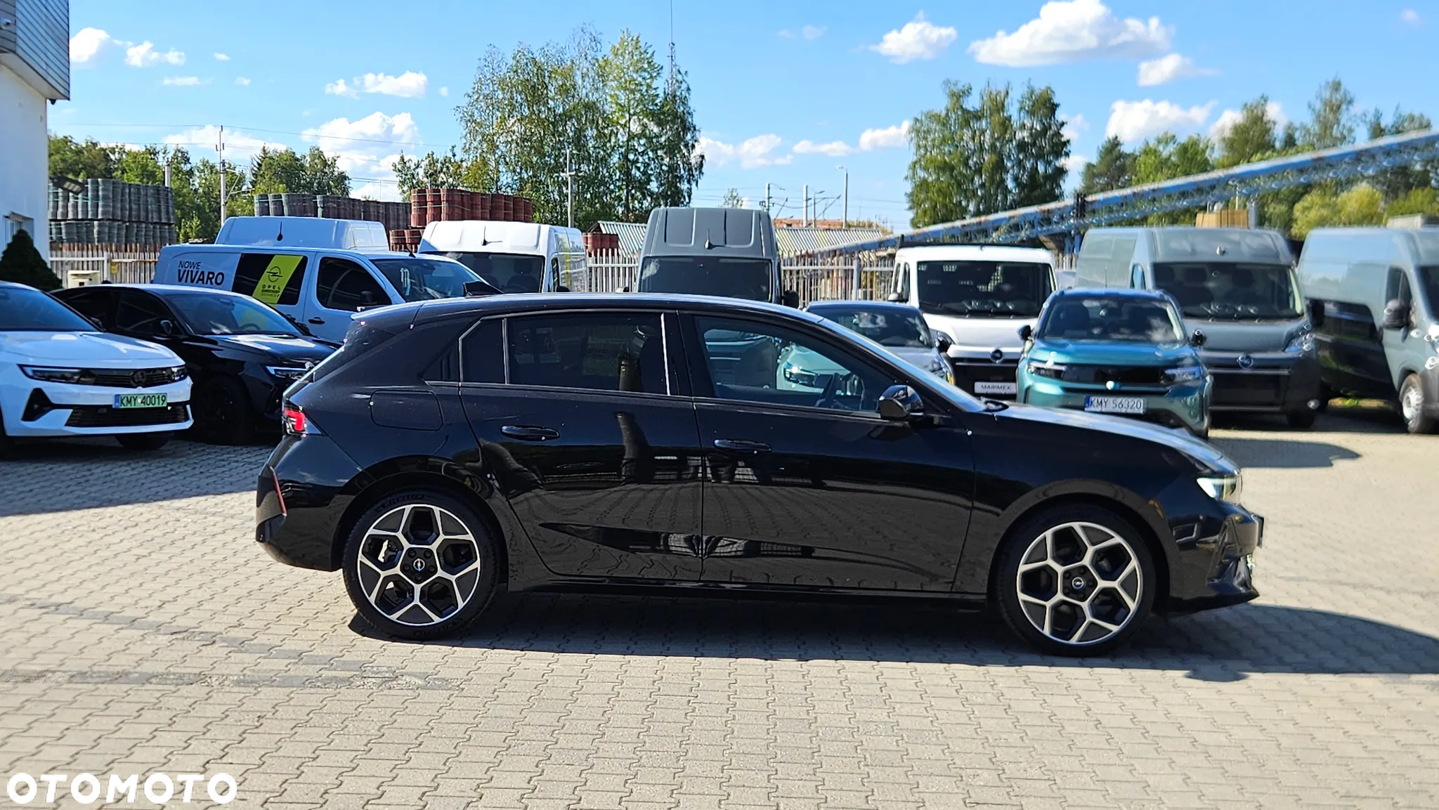 Opel Astra VI 1.2 T GS S&S - 23