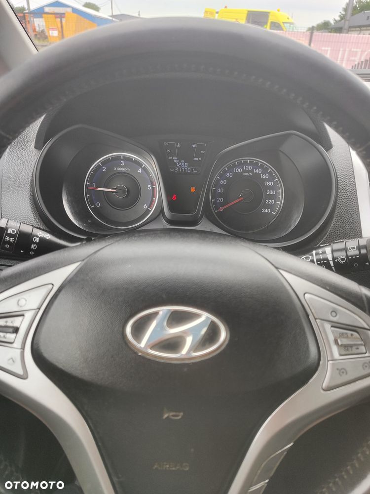 Hyundai ix20 - 8