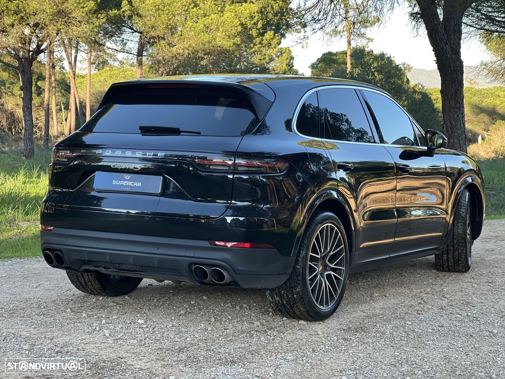 Porsche Cayenne S - 7