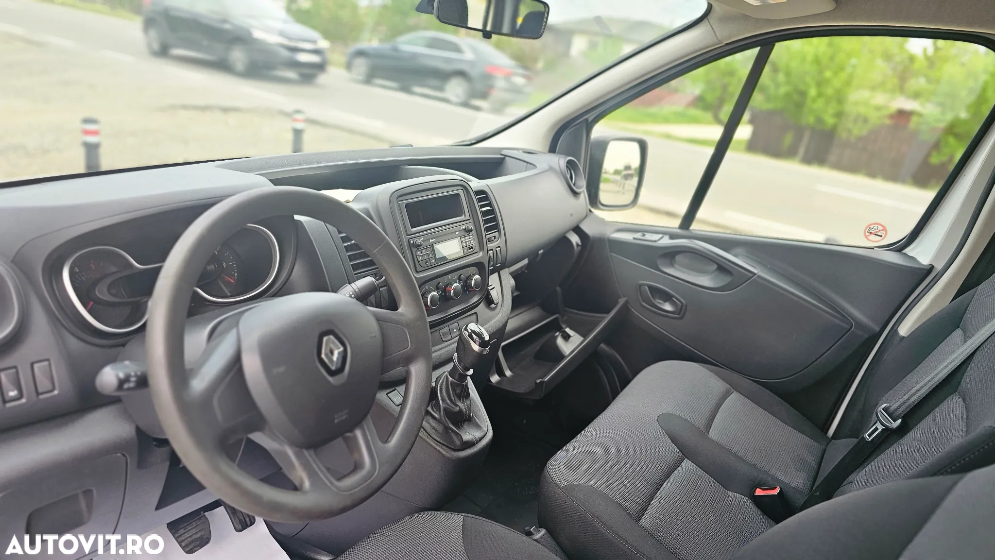 Renault Trafic - 9