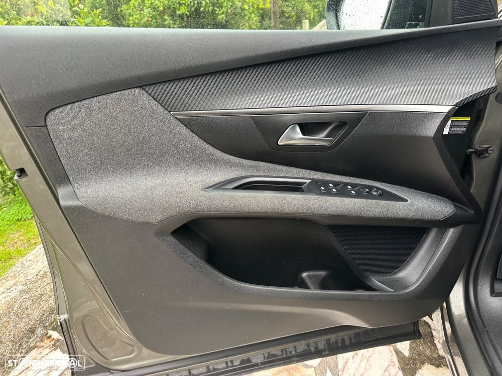 Peugeot 5008 BlueHDI 130 EAT8 Allure Pack - 13